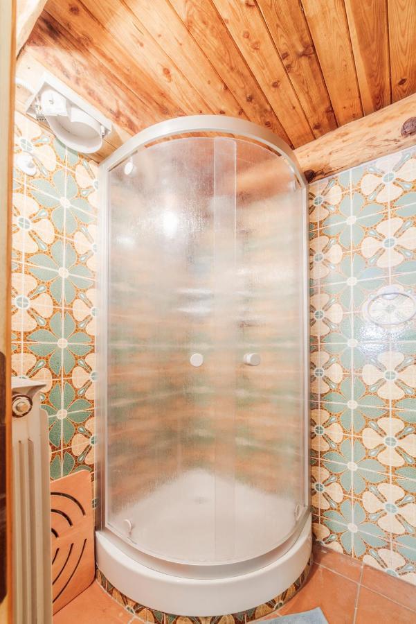 Voglia Di Veglia Hotel Varzo Bagian luar foto
