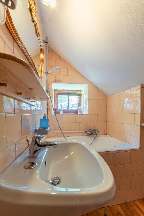 Voglia Di Veglia Hotel Varzo Bagian luar foto