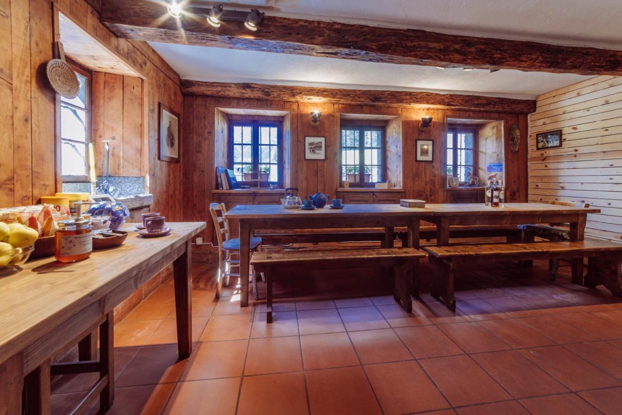 Voglia Di Veglia Hotel Varzo Bagian luar foto