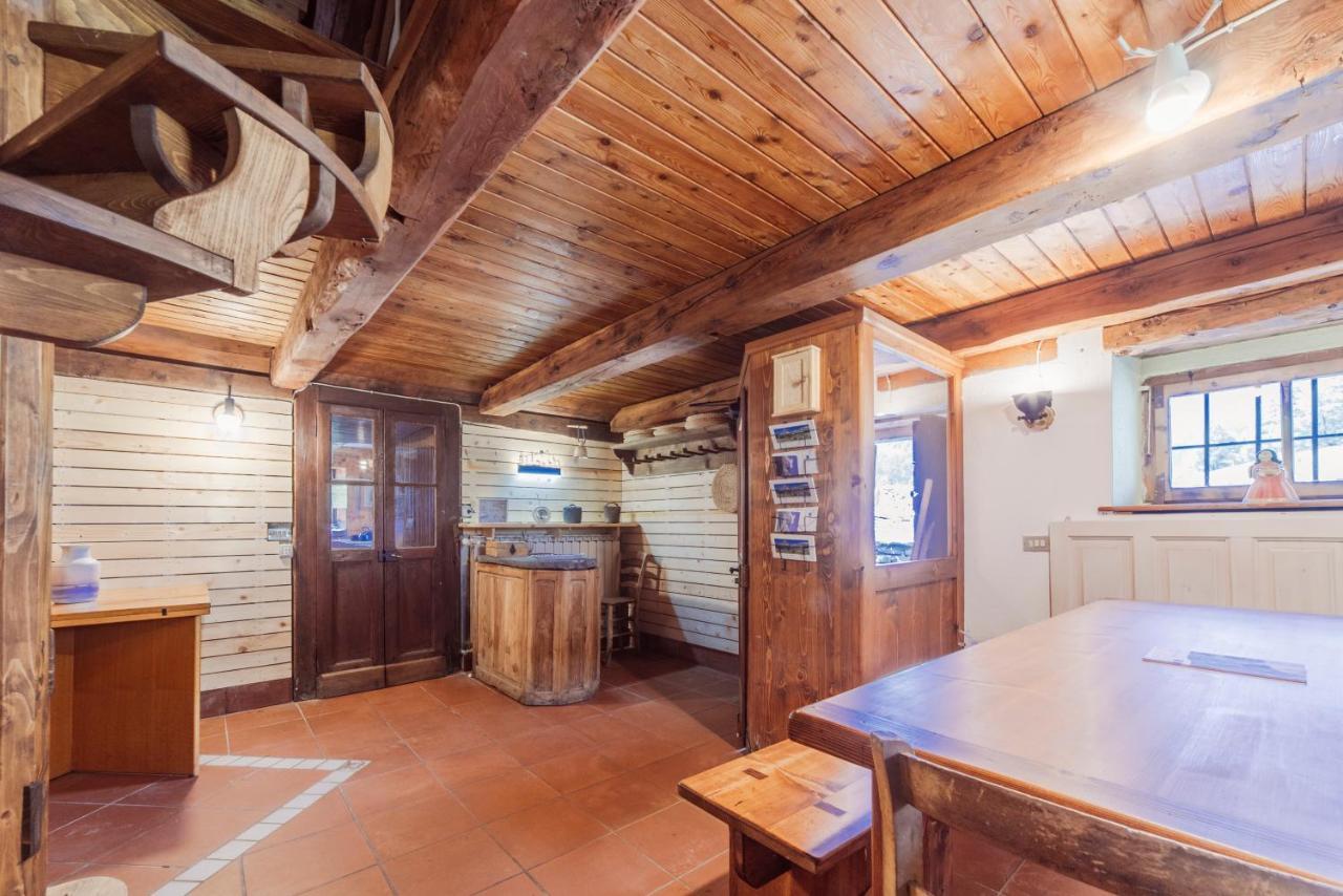 Voglia Di Veglia Hotel Varzo Bagian luar foto