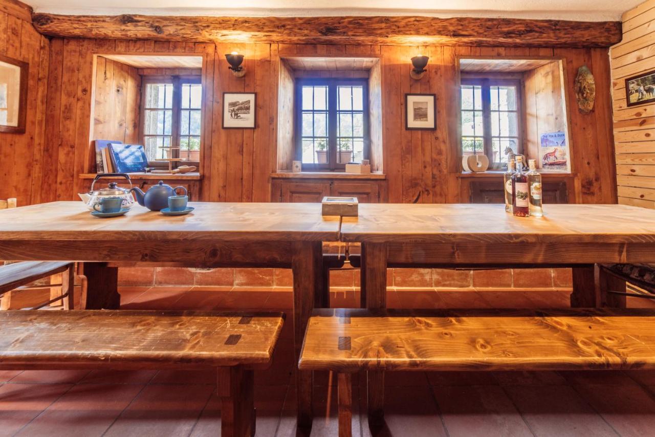 Voglia Di Veglia Hotel Varzo Bagian luar foto