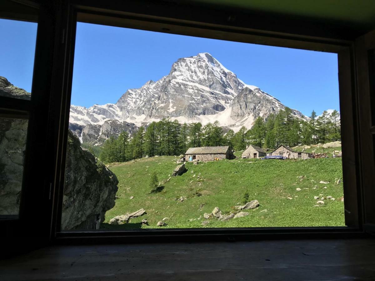 Voglia Di Veglia Hotel Varzo Bagian luar foto
